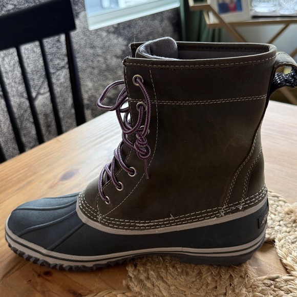 Eddie Bauer Hunt Pack Women’s Boot New w/o Tags Olive Size 11 - Picture 7 of 11